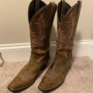 Ariat Round Up Maddox Boot